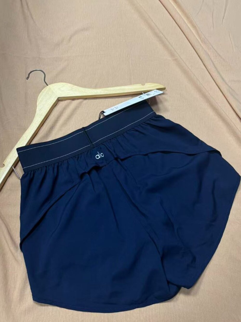 Navy Blue Alo Match Point Athletic Shorts A Minimalist Sophisticated Style Stapl - Picture 7 of 9